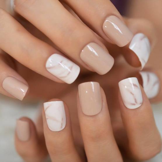 Pretty Cute Valentines Day Nails You Will Love [https://gadingcity.com/pretty-cute-valentines-day-nails-you-will-love/]